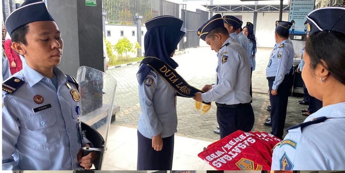 Apel Pagi Pembangunan ZI dan Kesiapsiagaan Menjelang Bulan Suci Ramadhan 1444 H